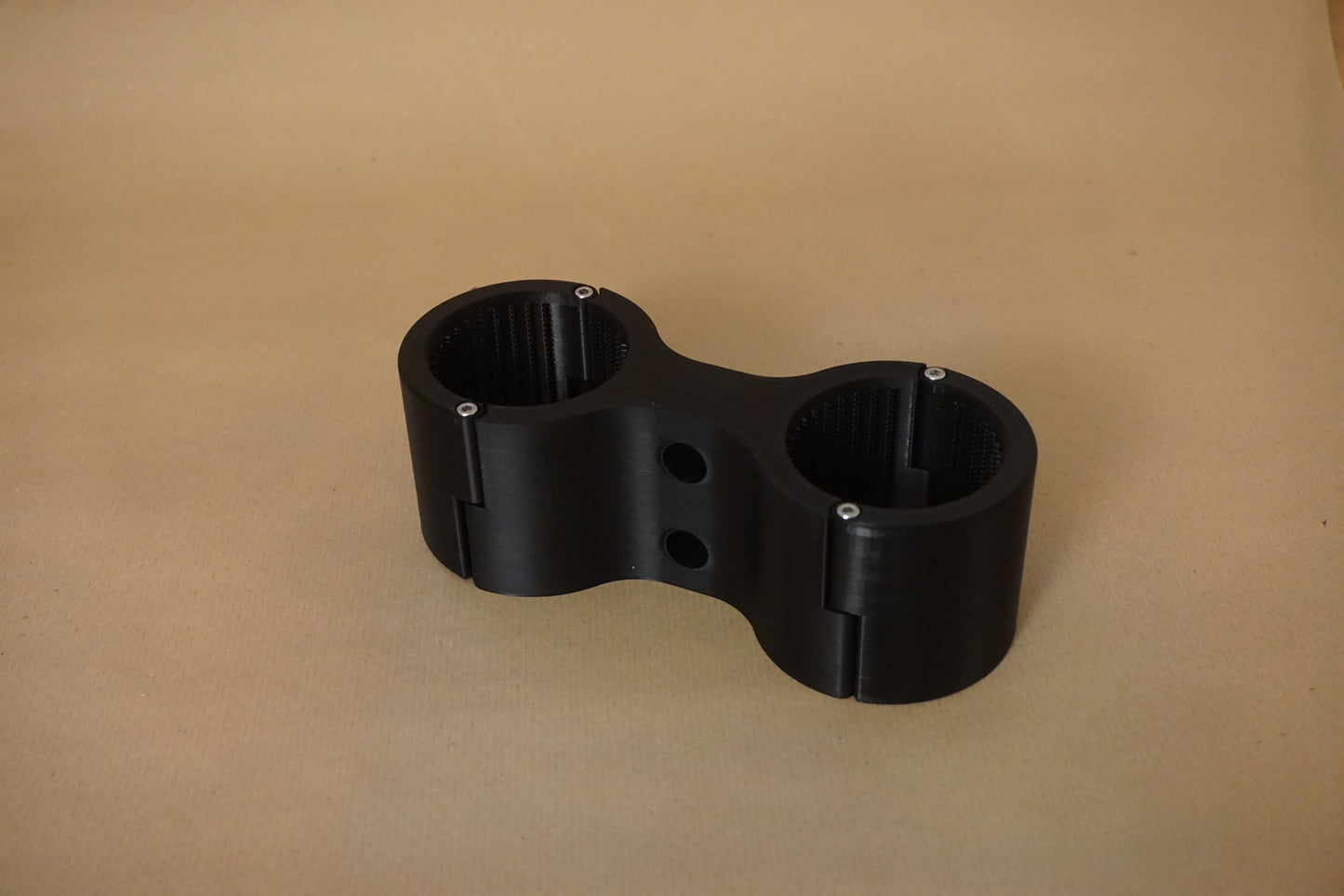 Breathplay Collar, Atemkontrolle, BDSM Halsband, Torture Bondage, Folter, Folter BDSM, BDSM, Bondage, Collar, Bondage Collar, Predicament, restriction, Handcuffs, tied up, Handcuffed, cuffs, Hogtied,pillory, Pranger, spreader bar, spreaded legs, Spreizstange, Fesseln