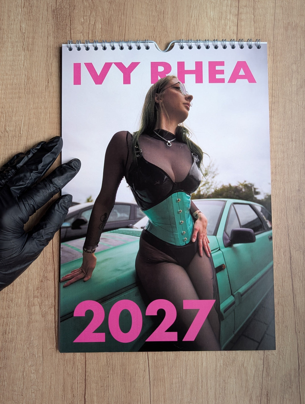 Ivy Rhea - Kalender 2027
